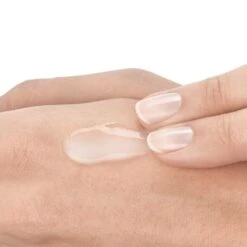 Vichy Mineral 89 Hyaluronic Acid Eye Fortifier 15ml -Care Product Store vichy mineral 89 hyaluronic acid eye 15ml 1 texture